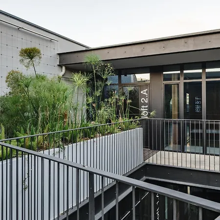 Five Stars Alcantara Lofts *