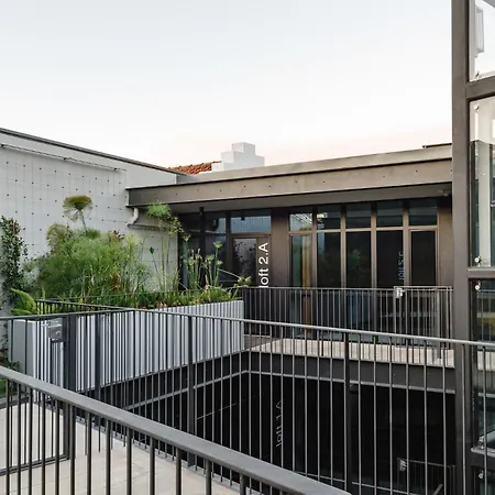 Five Stars Alcantara Lofts