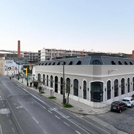 Five Stars Alcantara Lofts